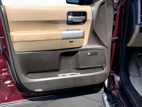 Used 2008 Toyota Sequoia Limited RWD image 21