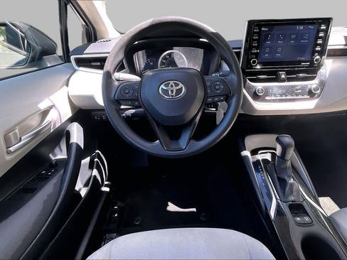 Used 2021 Toyota Corolla LE w/ Carpet Mat Package (TMS) FWD image 6