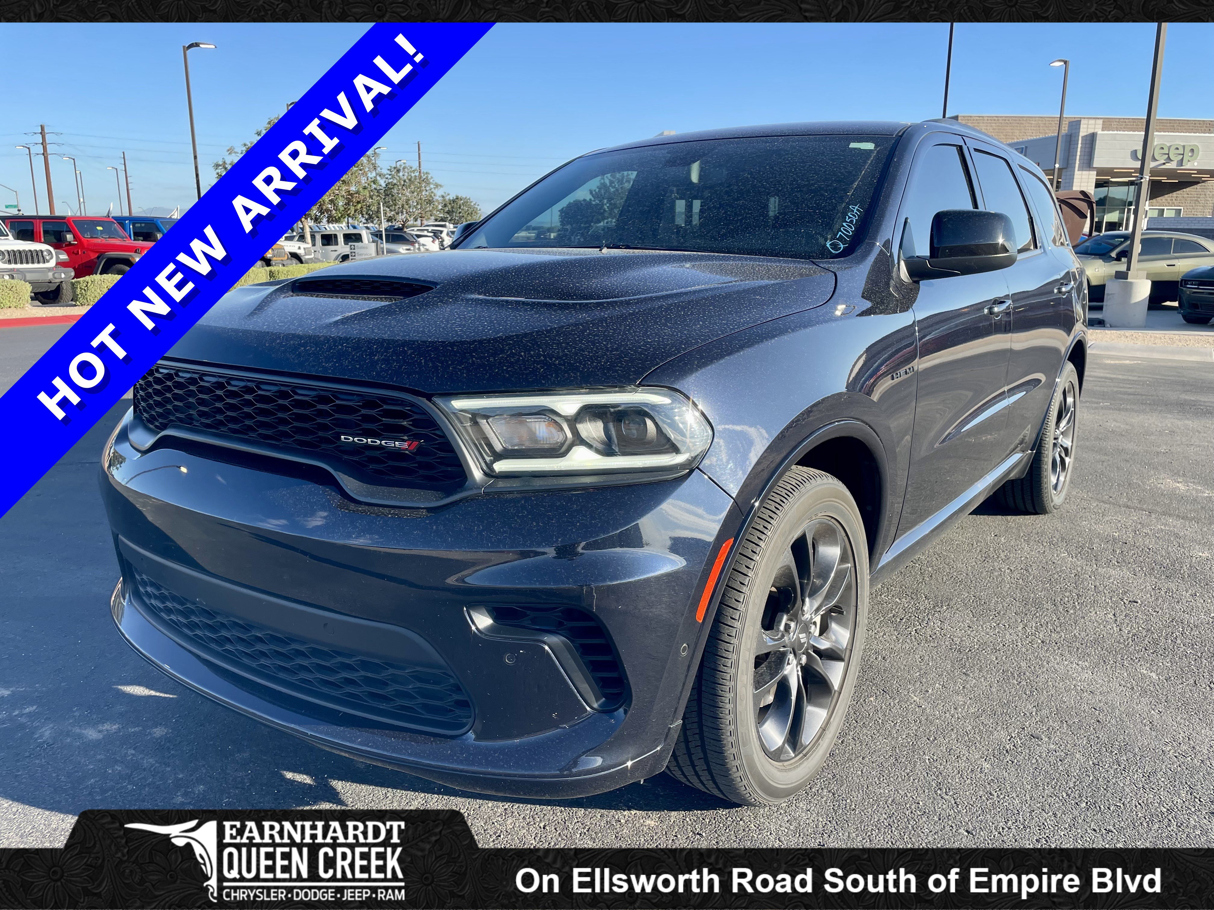 Used 2024 Dodge Durango R/T w/ Blacktop Package AWD/4WD image 1