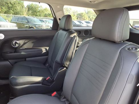 New 2026 Hyundai Palisade Limited image 16