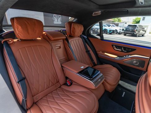 Used 2024 Mercedes-Benz S 63 AMG S image 29