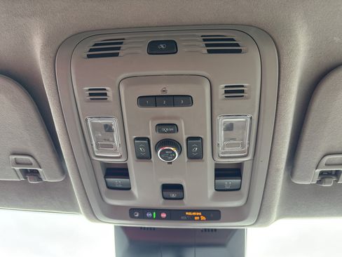 Used 2023 Cadillac Escalade Sport Platinum image 31