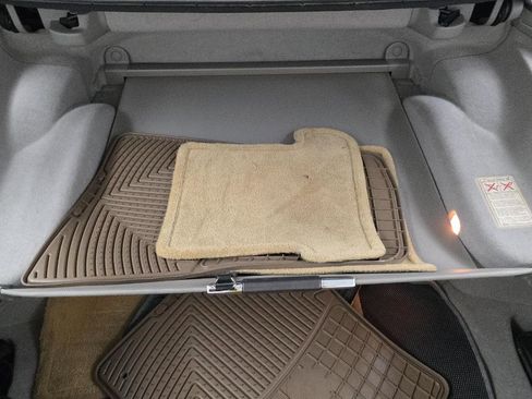 Used 2006 Lexus SC 430 Convertible image 16