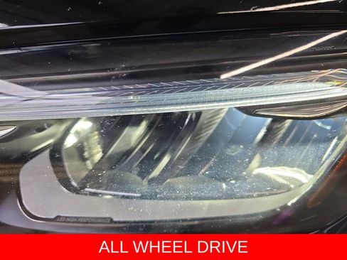 Used 2024 Mercedes-Benz GLB 250 4MATIC image 32