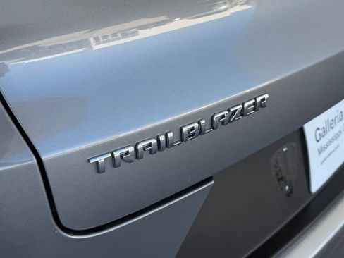 Used 2023 Chevrolet TrailBlazer LT image 12