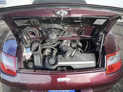 Used 2006 Porsche 911 Carrera 4 image 15