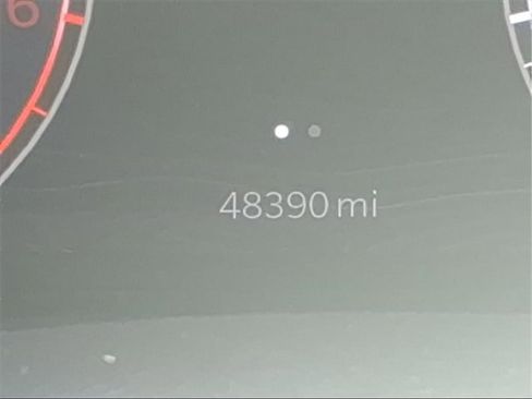 Used 2024 Jeep Wagoneer L Series II image 16