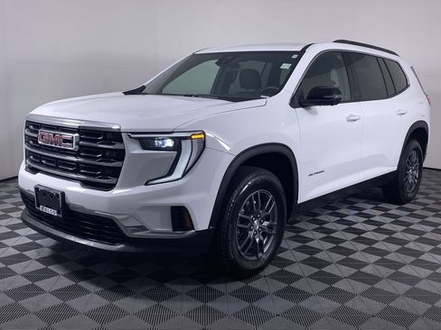 Certified 2025 GMC Acadia Elevation image 18