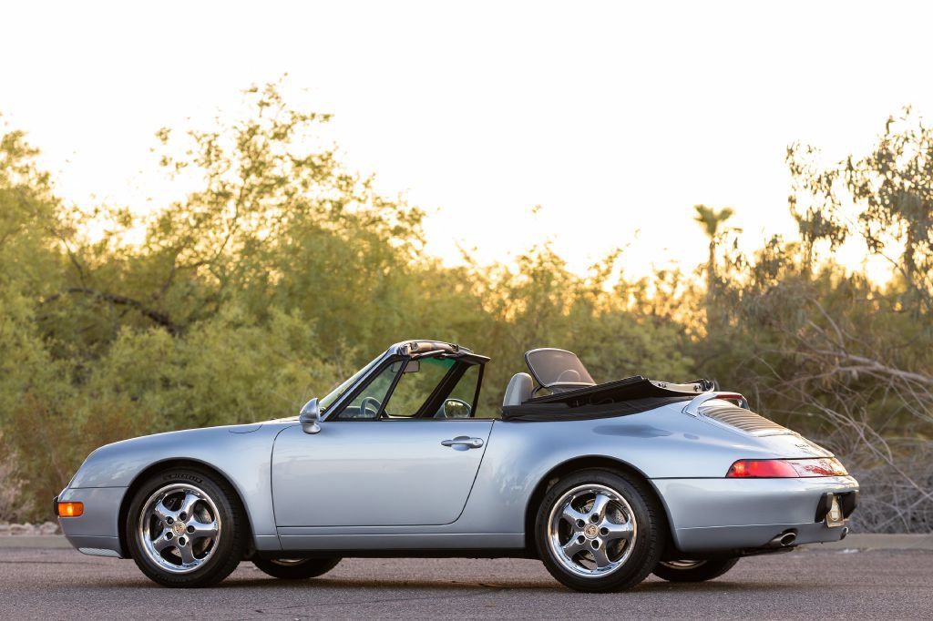 Used 1995 Porsche 911 Cabriolet image 12