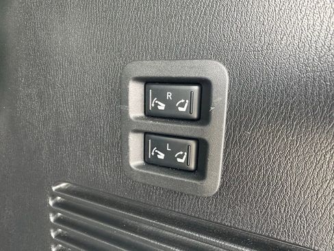 Used 2023 INFINITI QX80 Sensory w/ All-Season Package image 38