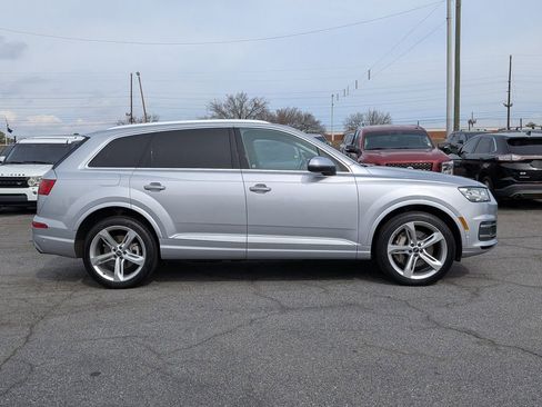 Used 2019 Audi Q7 3.0T Prestige w/ Prestige Package image 4