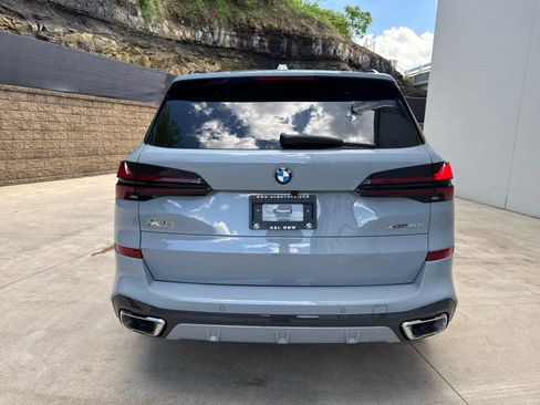 Certified 2024 BMW X5 xDrive40i w/ M Sport Package image 4