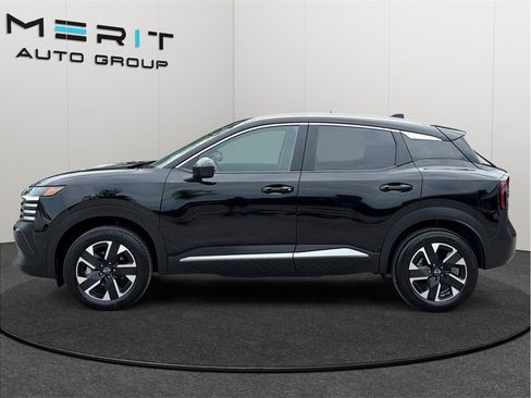 Used 2026 Nissan Kicks SV w/ Cold Weather Package AWD/4WD image 5