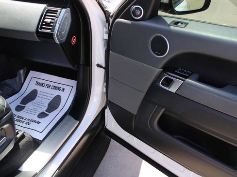 Used 2014 Land Rover Range Rover Sport Supercharged image 11