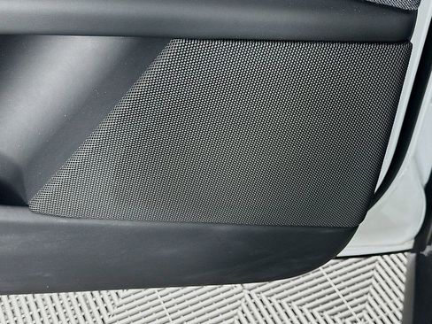 Used 2022 Tesla Model X AWD/4WD image 19