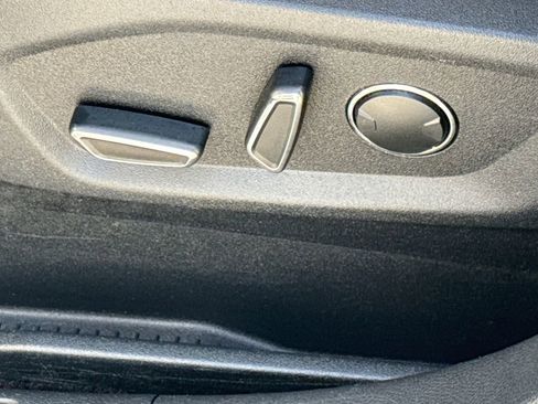 Used 2015 Ford Edge Titanium w/ Technology Package image 24