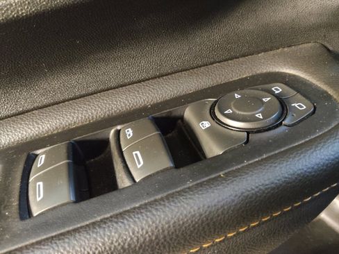 Used 2019 GMC Terrain SLE w/ Driver Convenience Package image 27