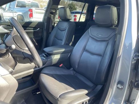 Certified 2024 Cadillac XT6 Premium Luxury w/ LPO, Floor Liner Package image 11