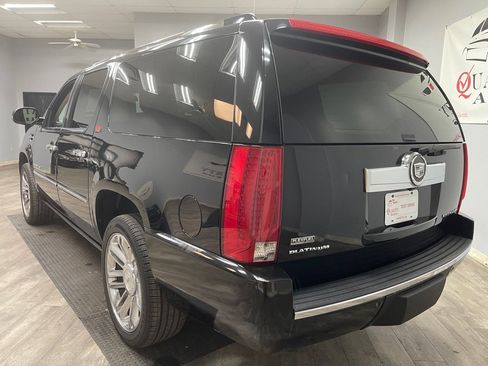 Used 2011 Cadillac Escalade ESV Platinum image 15