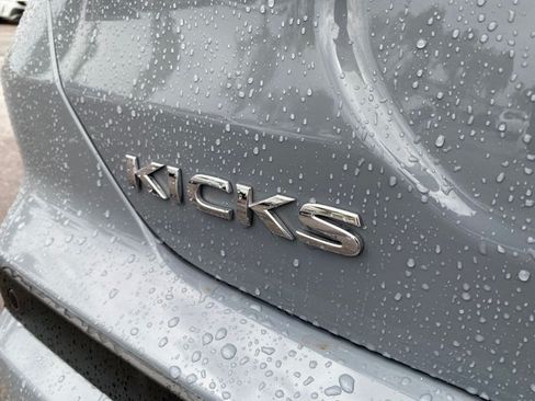 Used 2023 Nissan Kicks SV FWD image 30