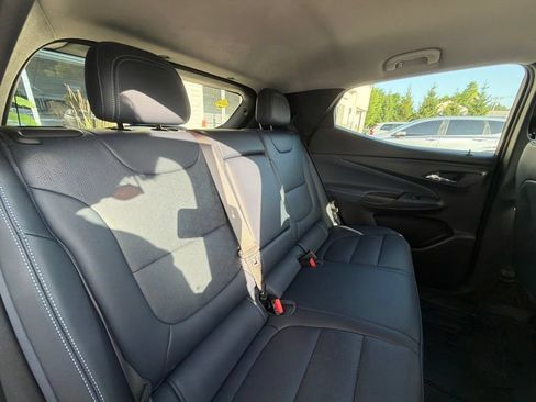 Used 2023 Chevrolet Bolt EUV LT w/ Convenience Package FWD image 72