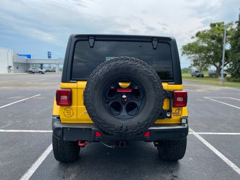 Used 2018 Jeep Wrangler Unlimited Rubicon w/ Steel Bumper Group AWD/4WD image 6