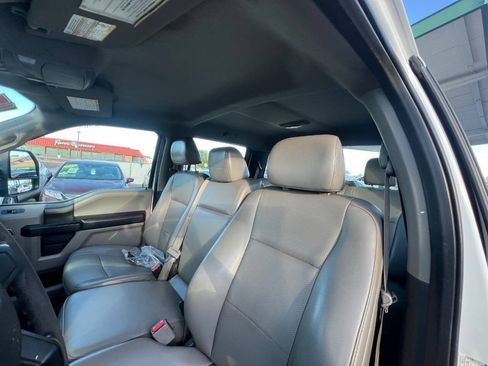 Used 2017 Ford F250 XL w/ Power Equipment Group AWD/4WD image 17