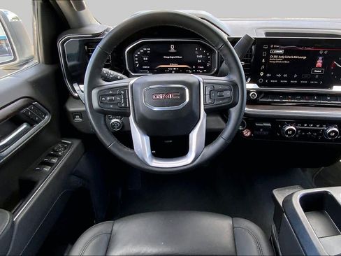 Used 2026 GMC Sierra 1500 SLT RWD image 6