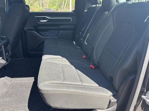Used 2019 RAM 1500 Big Horn AWD/4WD image 10