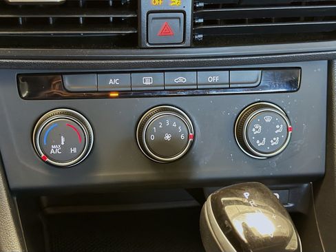 Used 2024 Volkswagen Jetta S FWD image 10