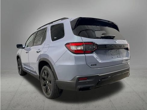 New 2026 Honda Pilot Black Edition image 3