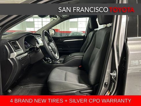 Certified 2017 Toyota Highlander LE image 12