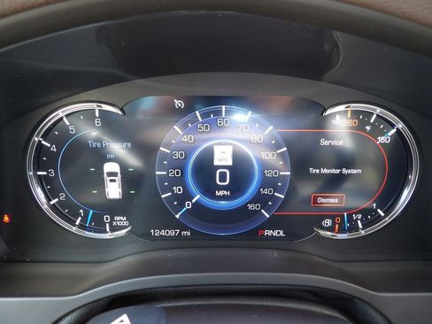 Used 2017 Cadillac Escalade ESV Luxury image 20