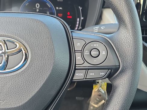 New 2026 Toyota Corolla LE FWD image 17