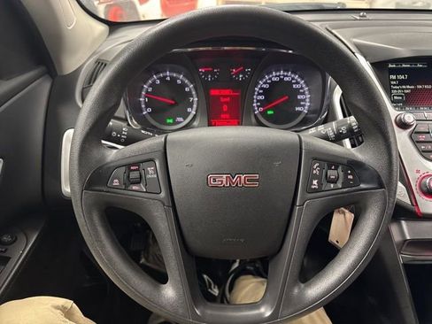 Used 2017 GMC Terrain SLE image 27