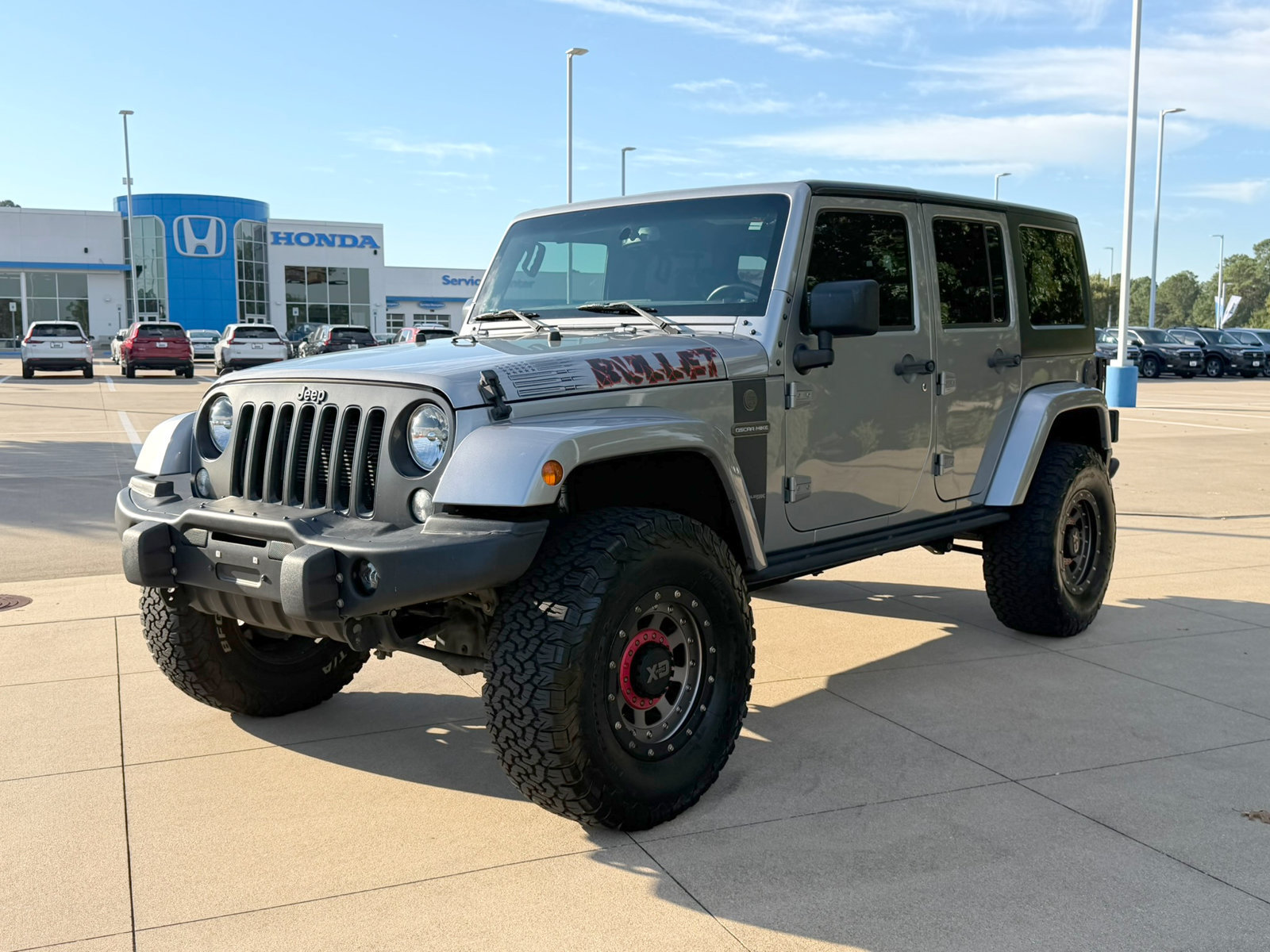 Used 2018 Jeep Wrangler Unlimited Sport AWD/4WD image 3