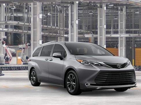 New 2026 Toyota Sienna Platinum AWD/4WD image 15