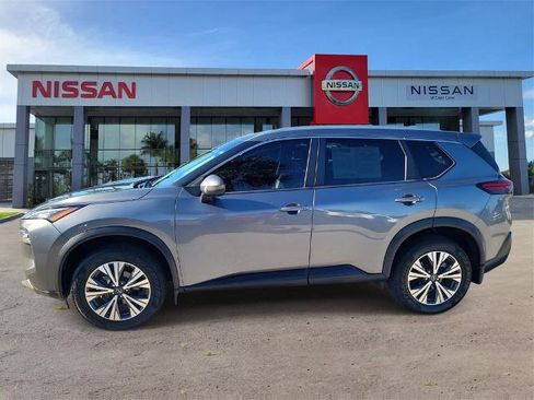 Certified 2022 Nissan Rogue SV w/ SV Premium Package image 7