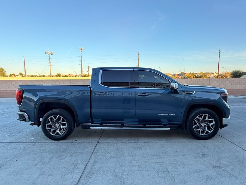 Used 2024 GMC Sierra 1500 SLE RWD image 9