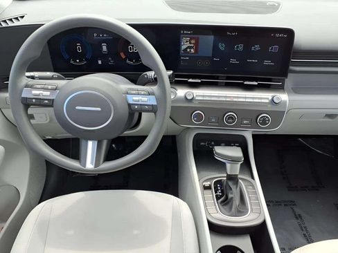 Used 2026 Hyundai Kona SE FWD image 10