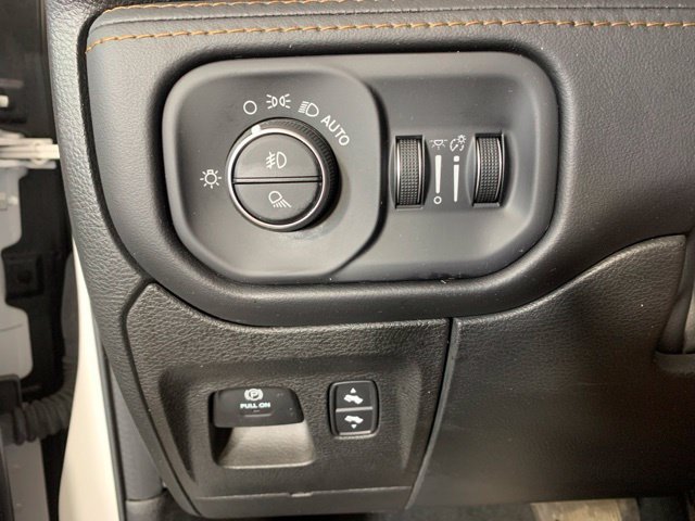 Used 2022 RAM 1500 Limited AWD/4WD image 23