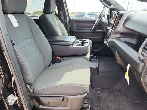 New 2026 RAM 2500 Tradesman AWD/4WD image 23