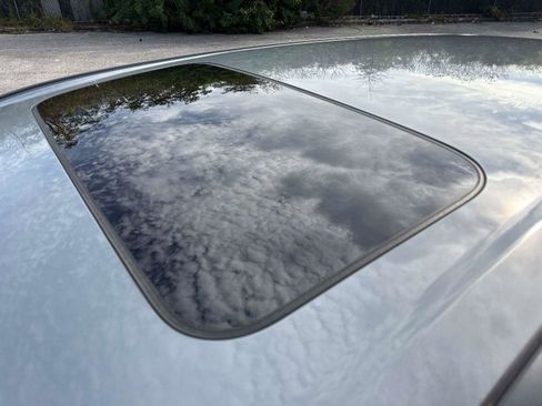 Used 2023 Honda CR-V EX-L image 36