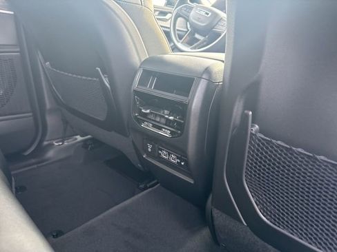 New 2025 Jeep Grand Cherokee Limited image 14