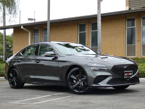 Used 2023 Genesis G70 2.0T w/ Sport Prestige Package image 3