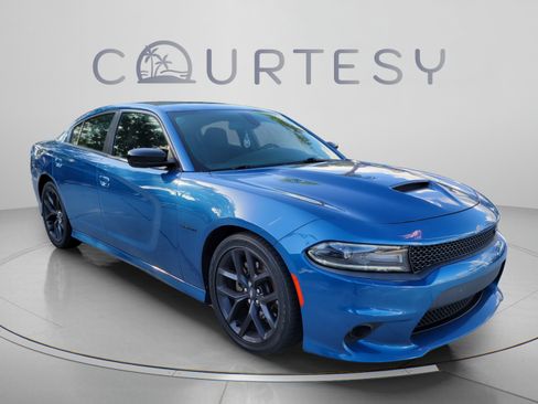 Certified 2021 Dodge Charger R/T w/ Blacktop Package RWD image 4