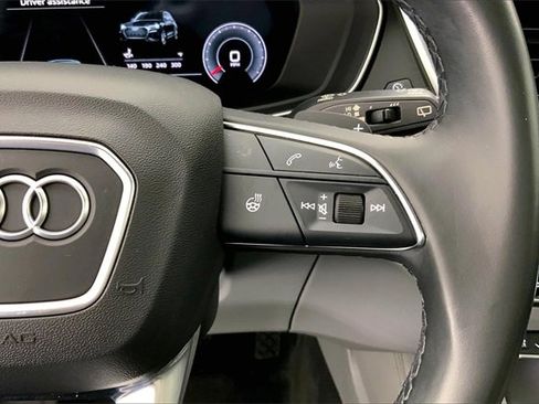 Certified 2021 Audi Q5 2.0T Premium Plus w/ Premium Plus Package image 19