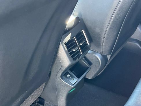 Used 2025 Kia Seltos S FWD image 23