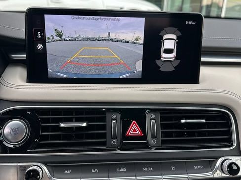 Used 2023 Genesis G70 2.0T w/ Sport Prestige Package RWD image 4