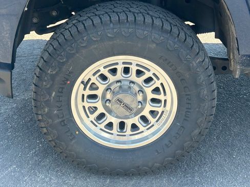 Used 2023 RAM 2500 Limited AWD/4WD image 12